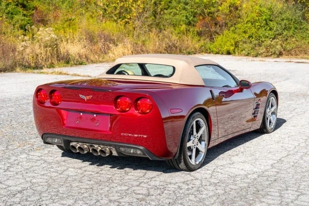 2007 Chevrolet Corvette C6 - Image 2 of 8