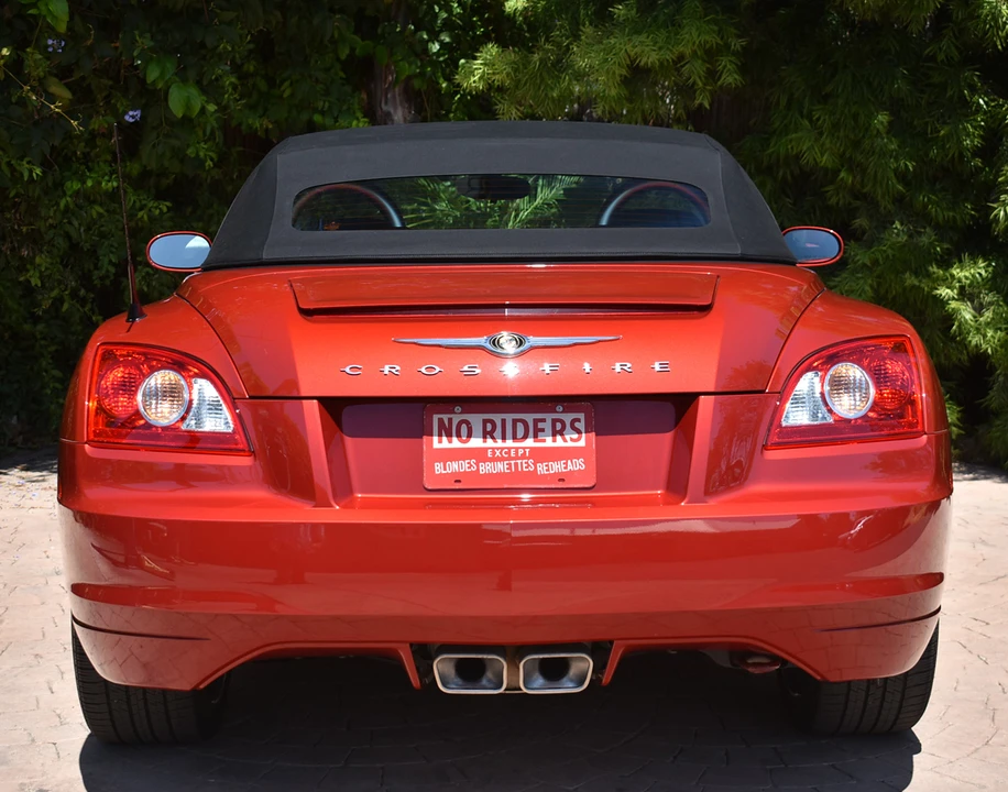 2007 Chrysler Crossfire - Image 9 of 31