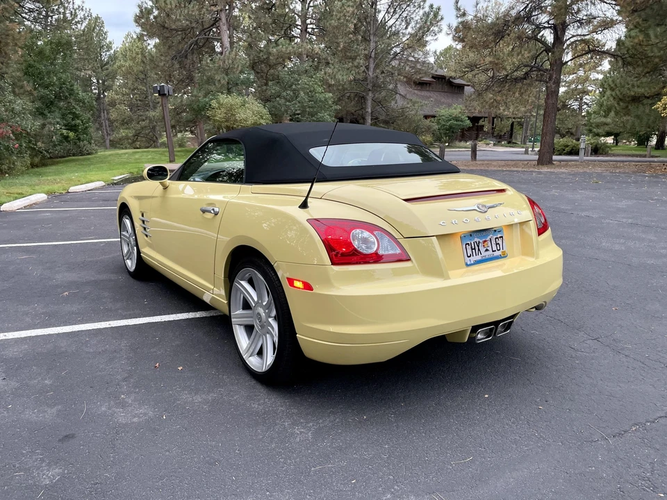 2007 Chrysler Crossfire - Image 25 of 31