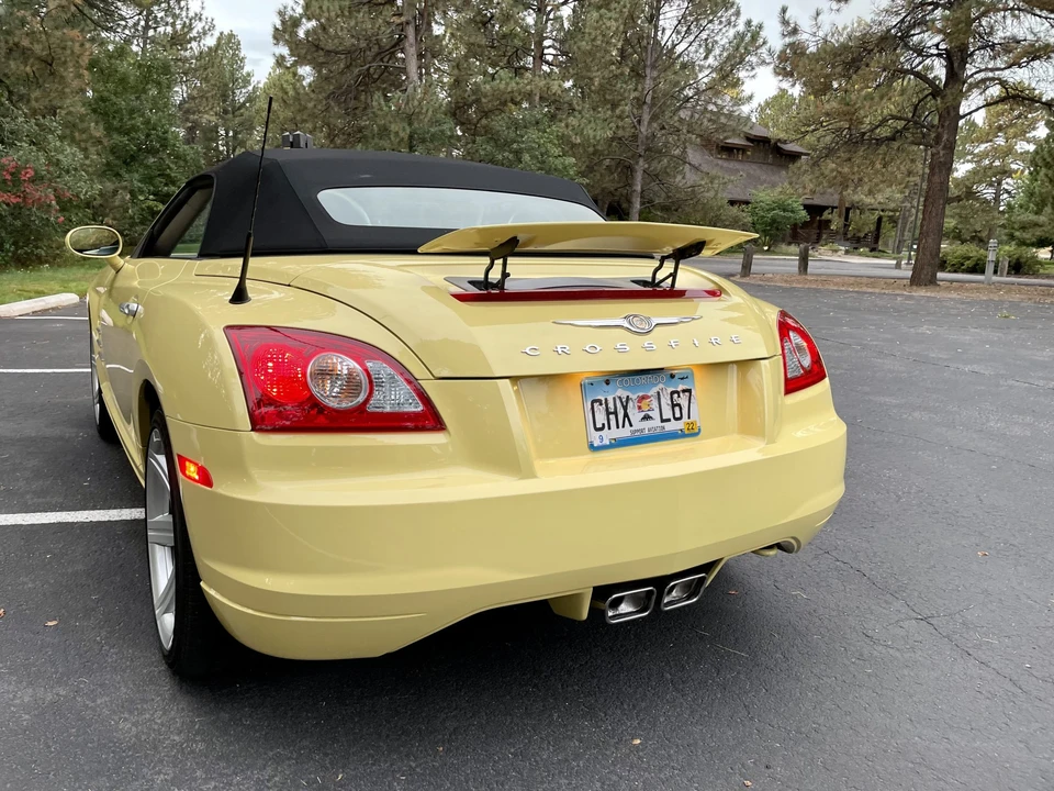 2007 Chrysler Crossfire - Image 24 of 31