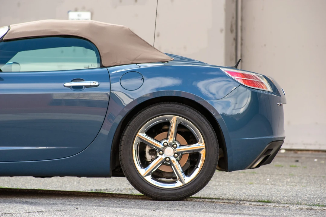 2007 Saturn Sky Red Line - Image 18 of 31