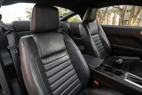 2008 Ford S197 Mustang - Image 4 of 8
