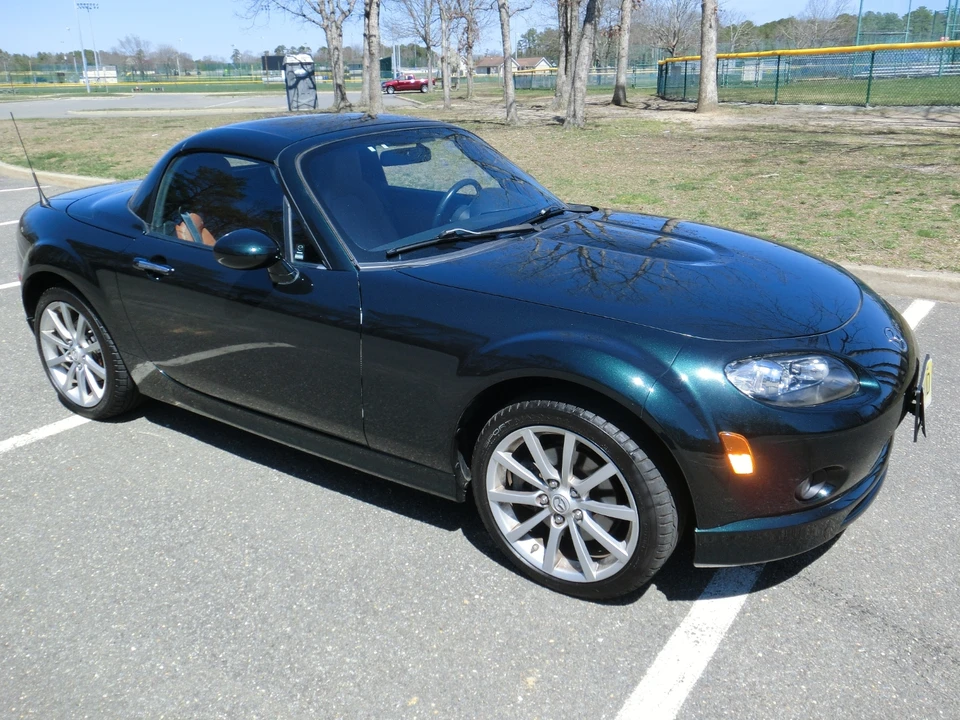 2008 Mazda NC MX-5 Miata - Image 16 of 31