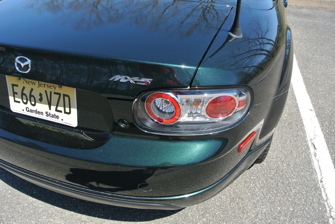 2008 Mazda NC MX-5 Miata - Image 24 of 31