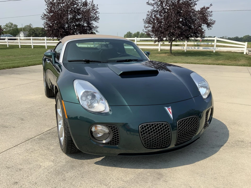 2008 Pontiac Solstice GXP - Image 9 of 31
