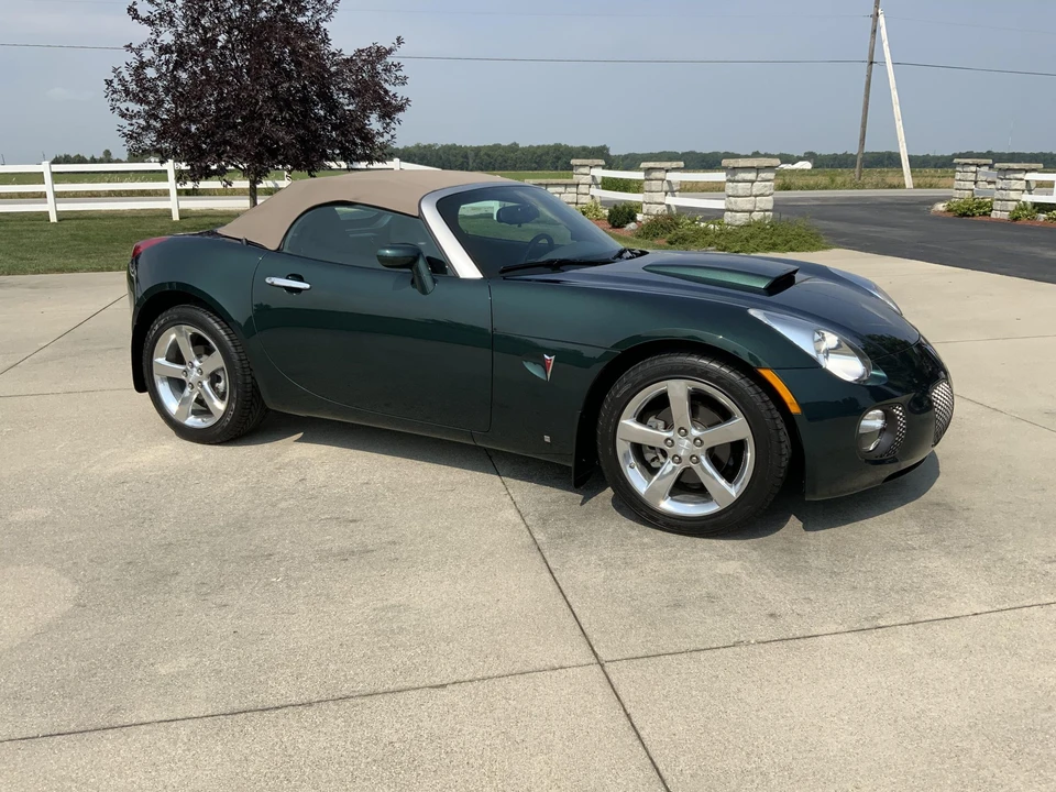 2008 Pontiac Solstice GXP - Image 12 of 31