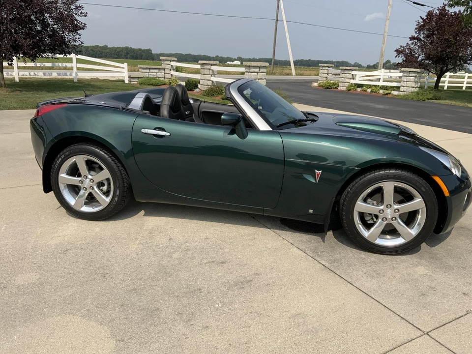 2008 Pontiac Solstice GXP - Image 13 of 31