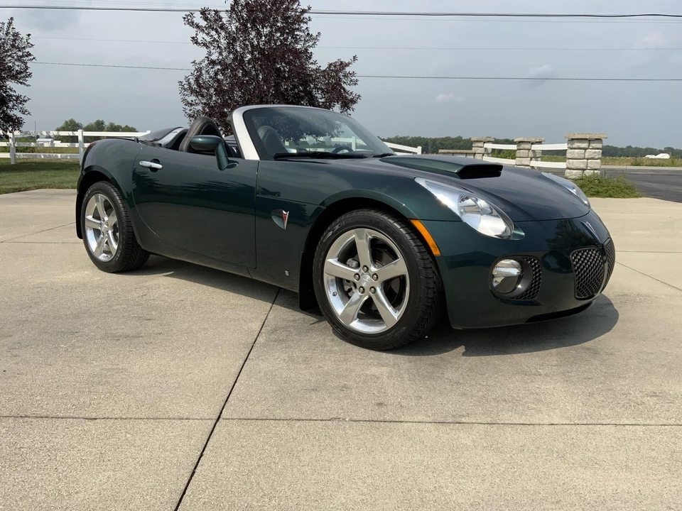 2008 Pontiac Solstice GXP - Image 11 of 31