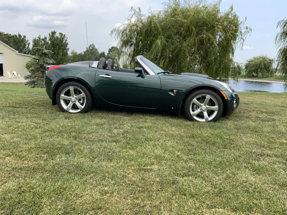 2008 Pontiac Solstice GXP - Image 14 of 31