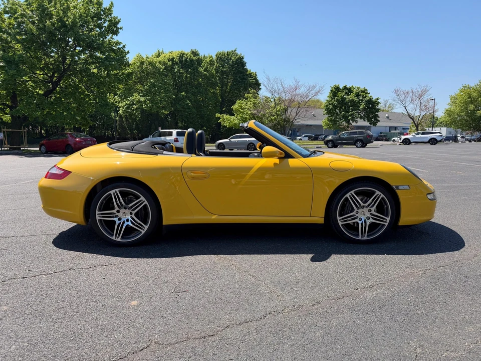 2008 Porsche 997 Carrera 4 - Image 16 of 31