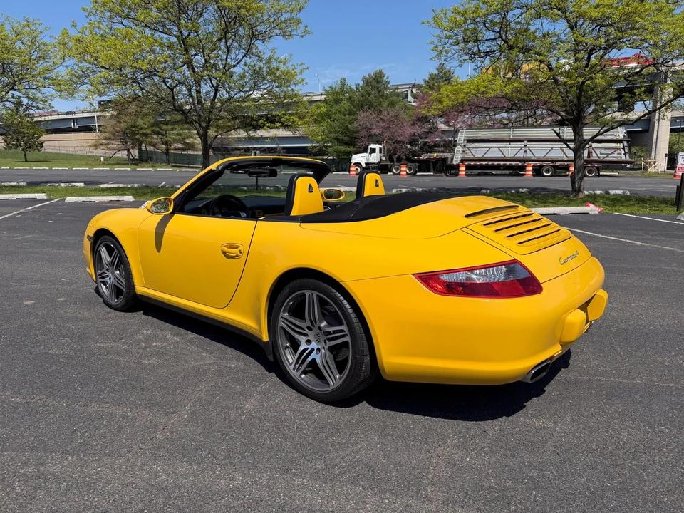 2008 Porsche 997 Carrera 4 - Image 27 of 31