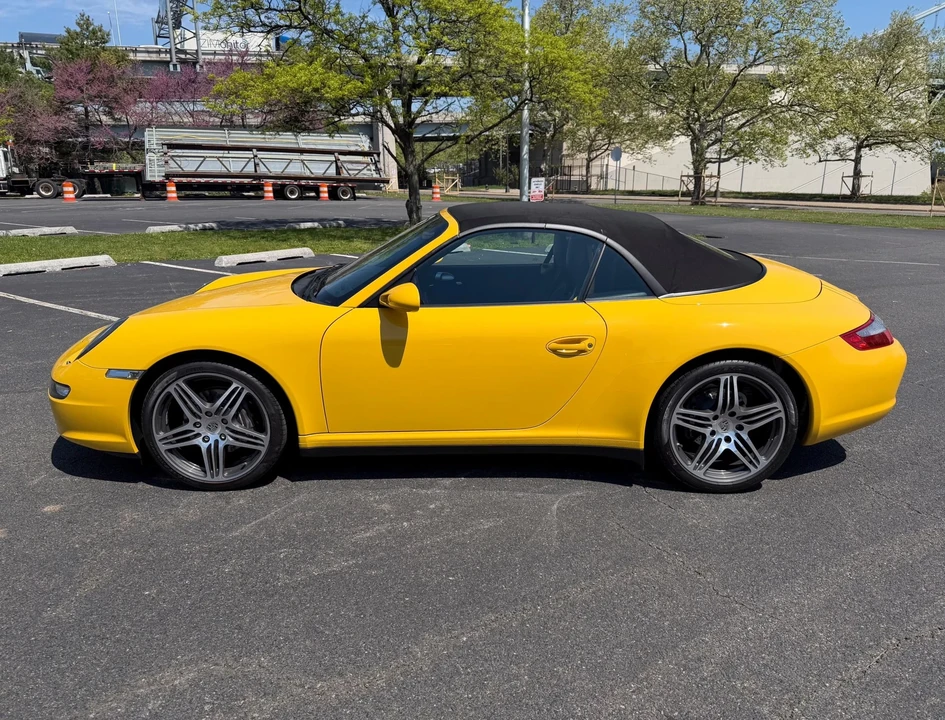 2008 Porsche 997 Carrera 4 - Image 10 of 31