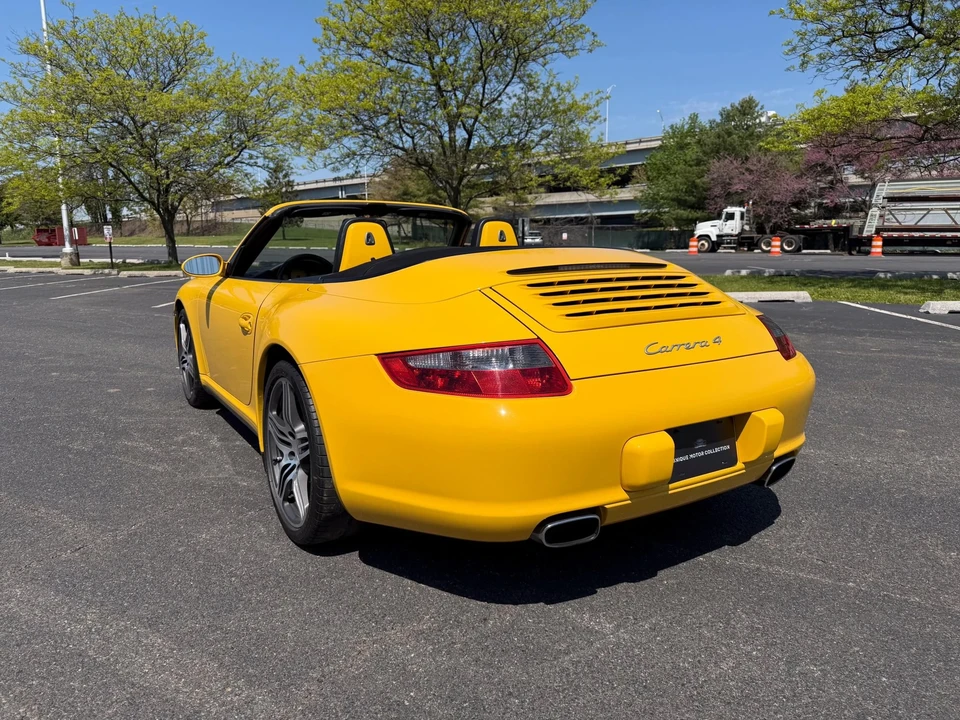 2008 Porsche 997 Carrera 4 - Image 15 of 31