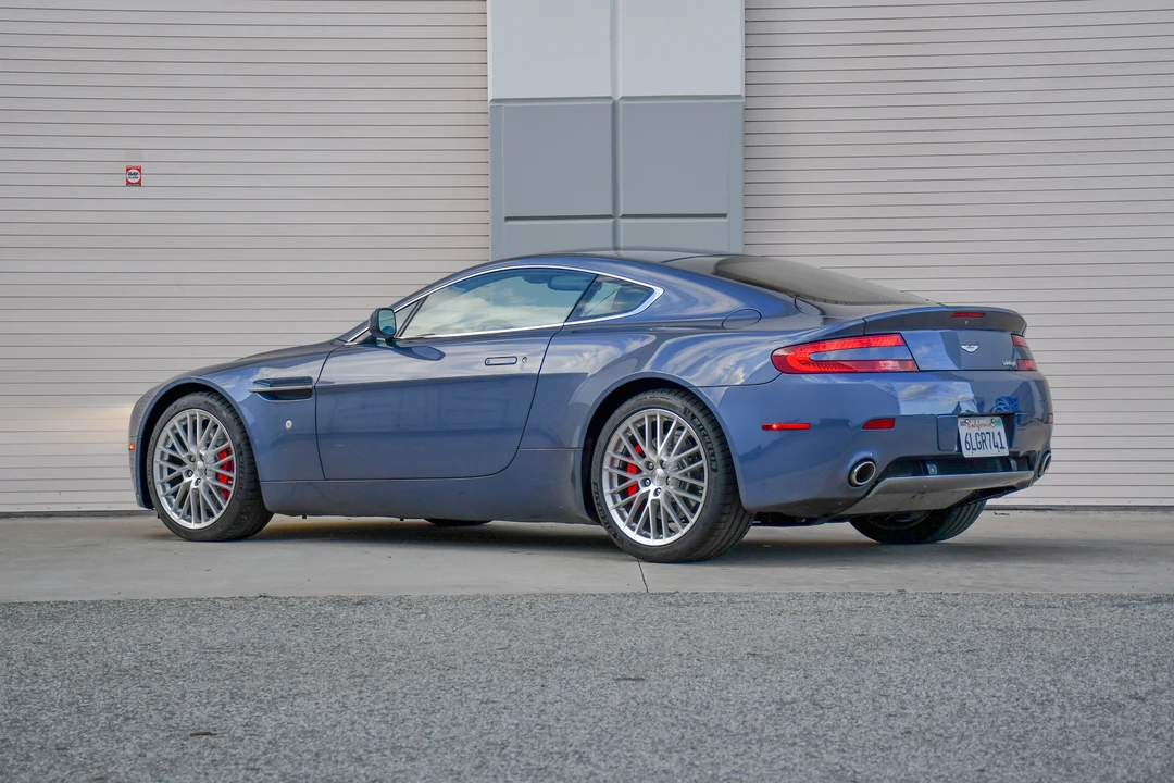 2009 Aston Martin V8 Vantage (2006-2017) - Image 24 of 31
