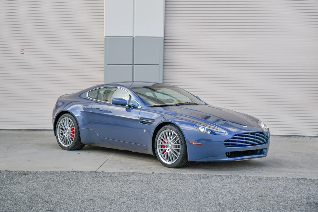 2009 Aston Martin V8 Vantage (2006-2017) - Image 10 of 31