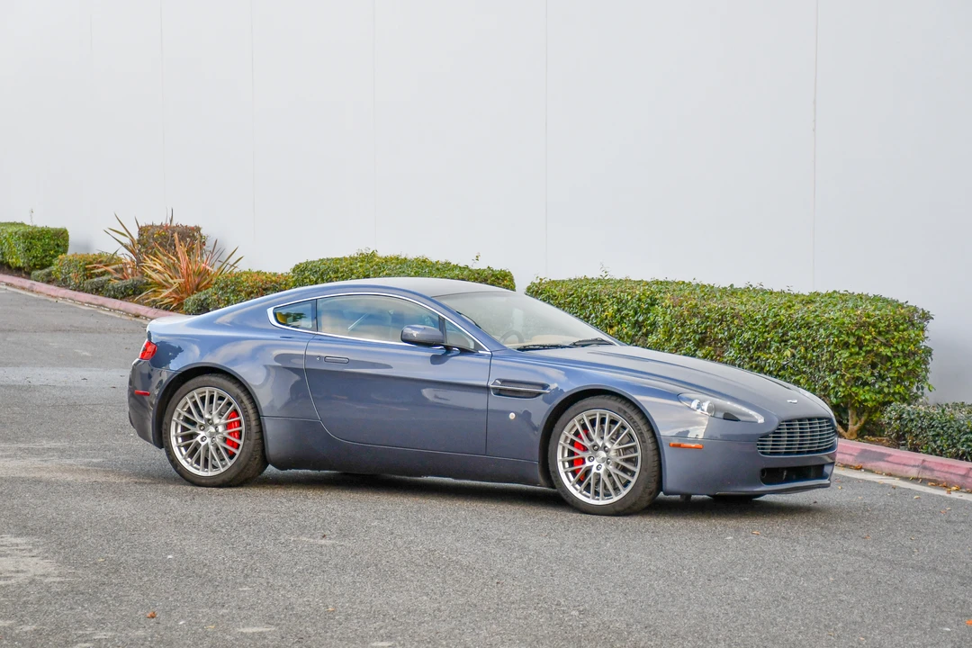 2009 Aston Martin V8 Vantage (2006-2017) - Image 13 of 31