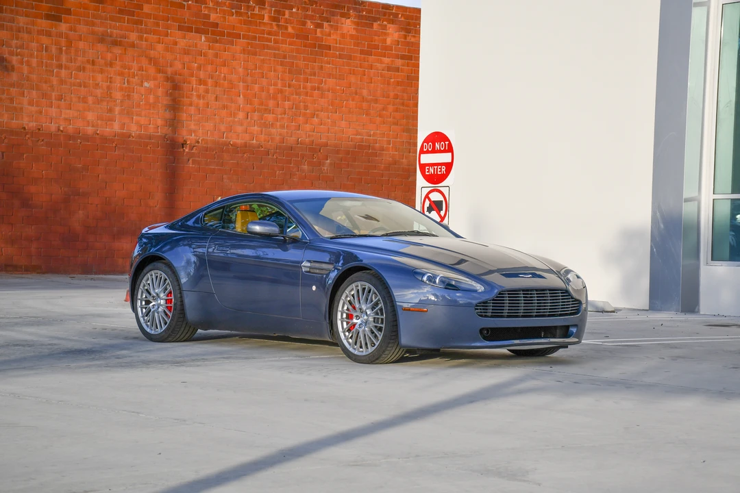 2009 Aston Martin V8 Vantage (2006-2017) - Image 7 of 31