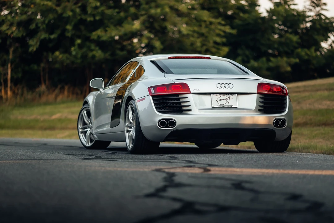2009 Audi 42 R8 - Image 30 of 31