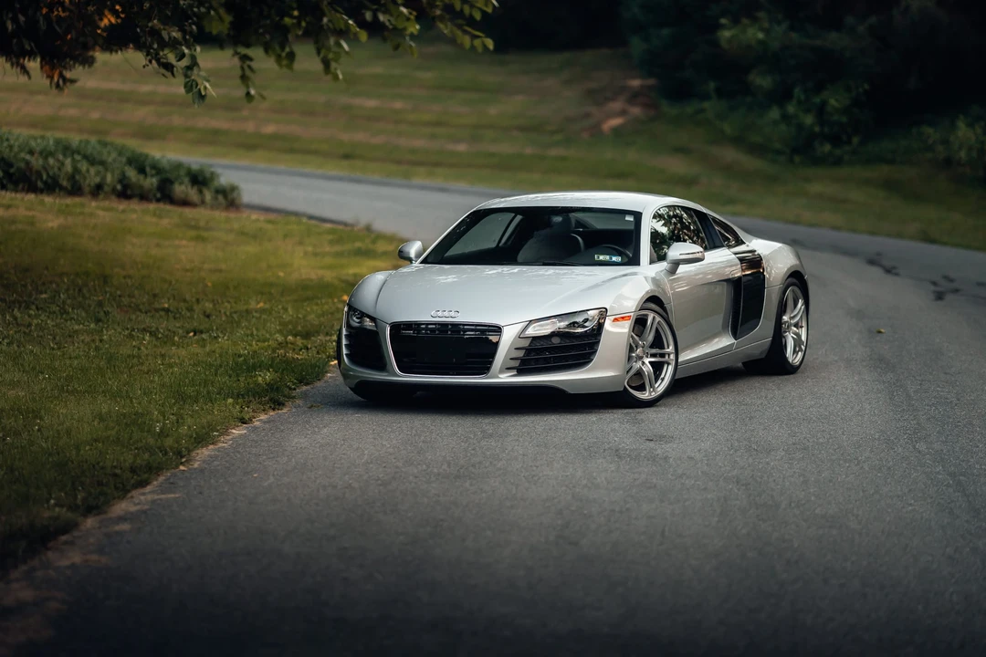 2009 Audi 42 R8 - Image 2 of 31
