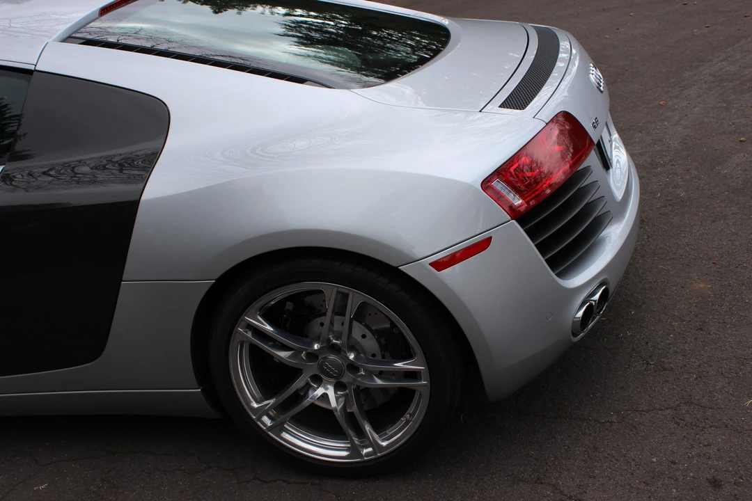 2009 Audi 42 R8 - Image 29 of 31