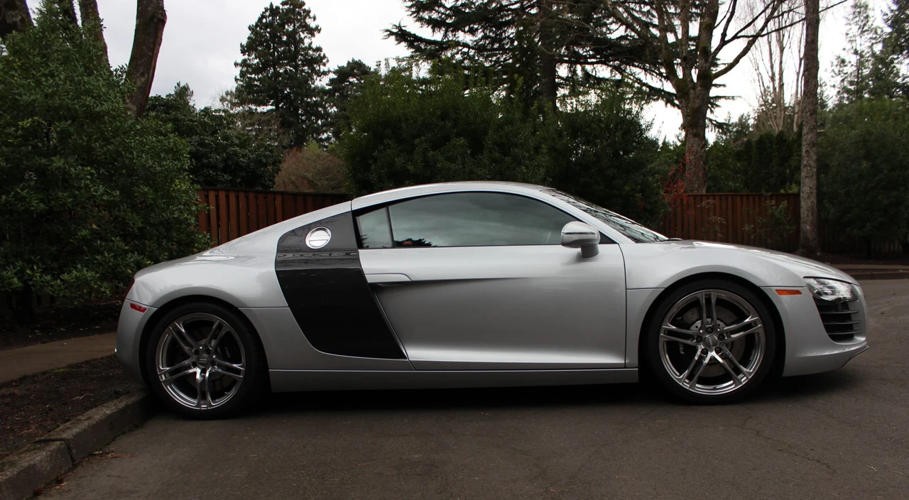 2009 Audi 42 R8 - Image 9 of 31