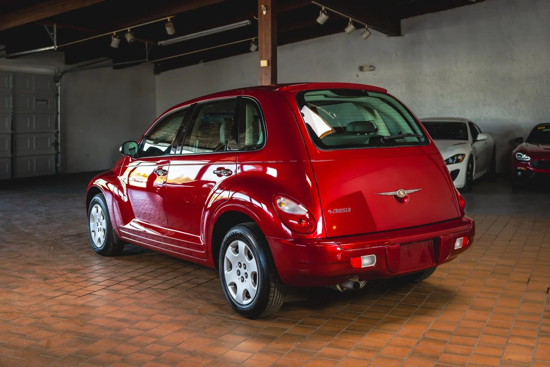 2009 Chrysler PT Cruiser - Image 9 of 31