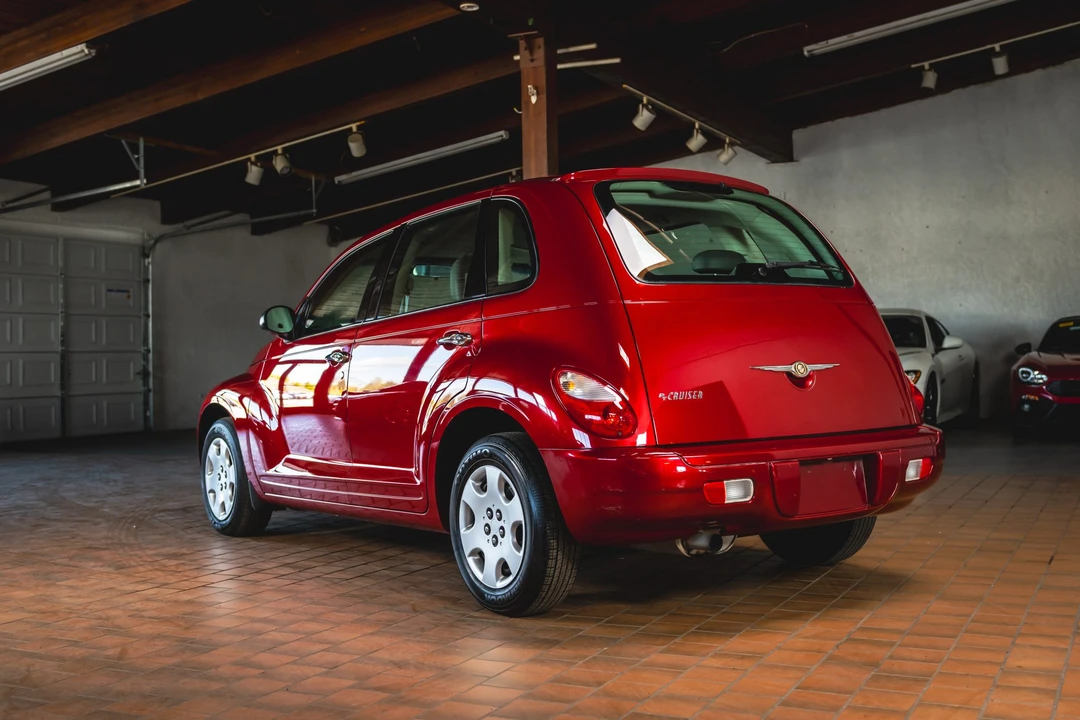 2009 Chrysler PT Cruiser - Image 10 of 31