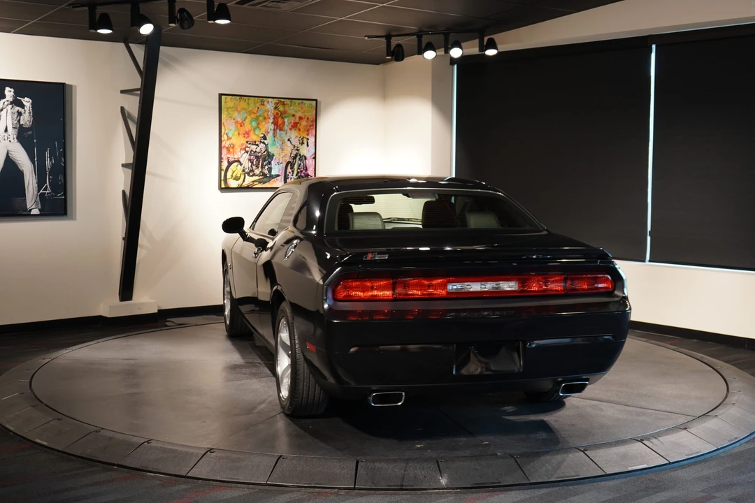 2009 Dodge Challenger 3rd Gen - Image 26 of 31