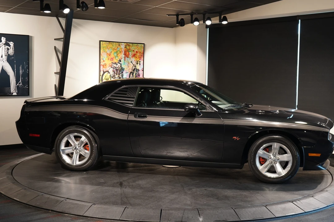 2009 Dodge Challenger 3rd Gen - Image 2 of 31