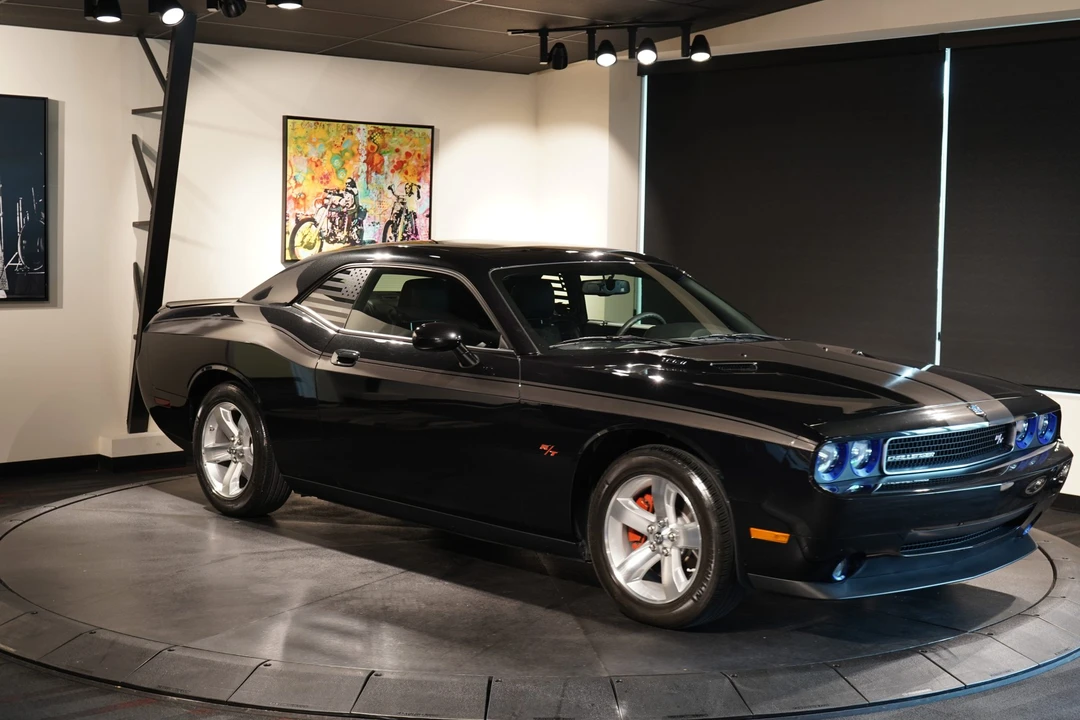 2009 Dodge Challenger 3rd Gen - Image 5 of 31