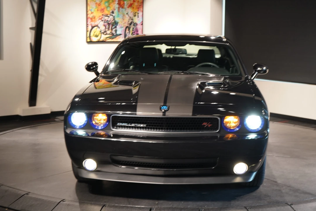 2009 Dodge Challenger 3rd Gen - Image 11 of 31