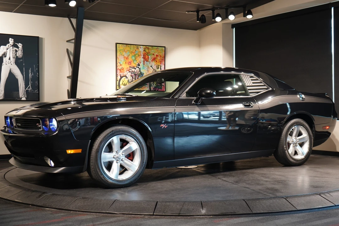 2009 Dodge Challenger 3rd Gen - Image 15 of 31