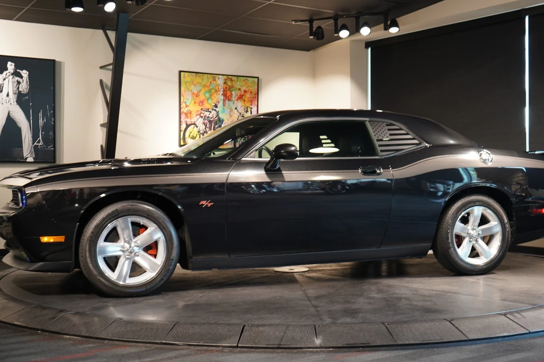 2009 Dodge Challenger 3rd Gen - Image 16 of 31