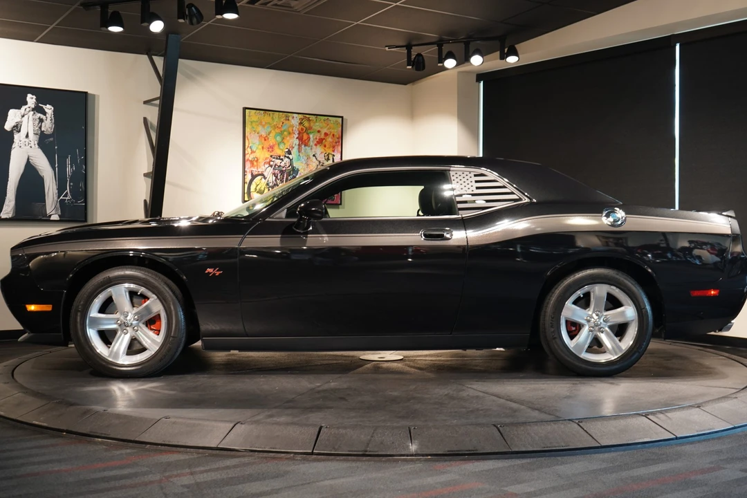 2009 Dodge Challenger 3rd Gen - Image 17 of 31