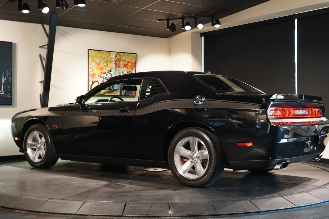 2009 Dodge Challenger 3rd Gen - Image 23 of 31