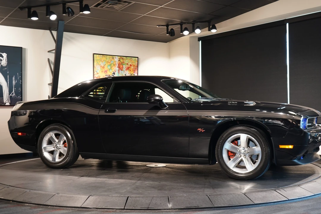 2009 Dodge Challenger 3rd Gen - Image 3 of 31
