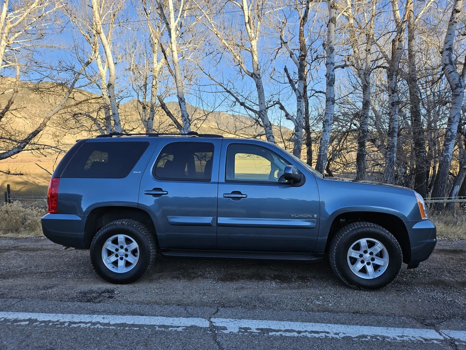 2009 GMC Yukon 3rd Gen - Image 14 of 31