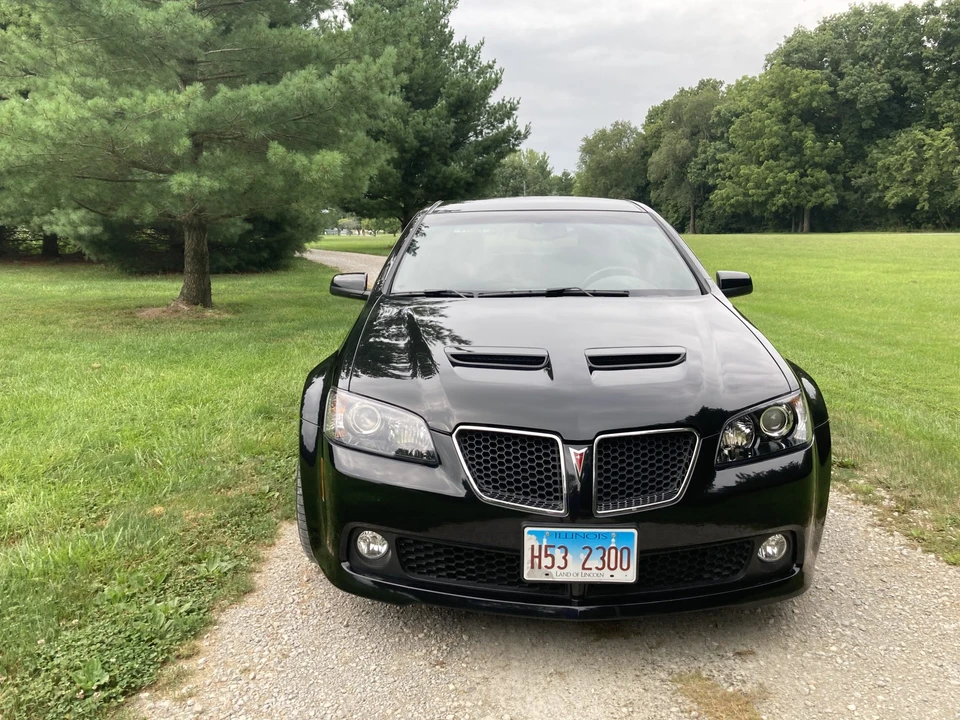 2009 Pontiac G8 - Image 2 of 31