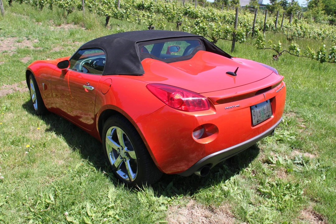 2009 Pontiac Solstice GXP - Image 10 of 31