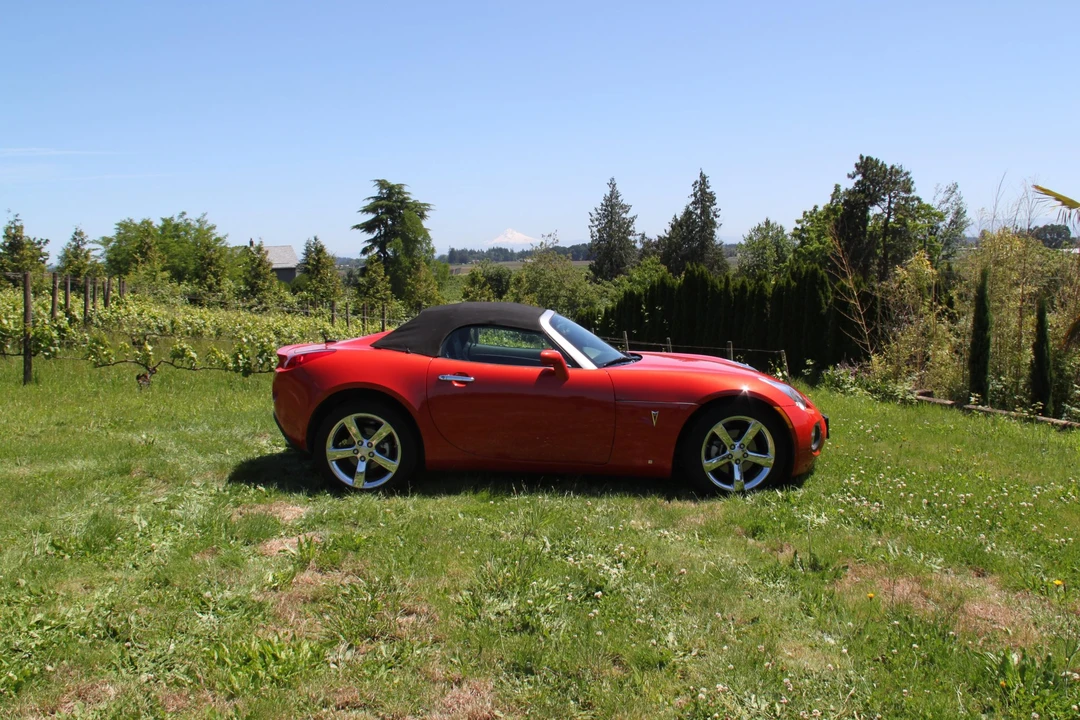 2009 Pontiac Solstice GXP - Image 6 of 31