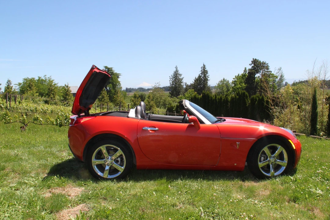 2009 Pontiac Solstice GXP - Image 20 of 31