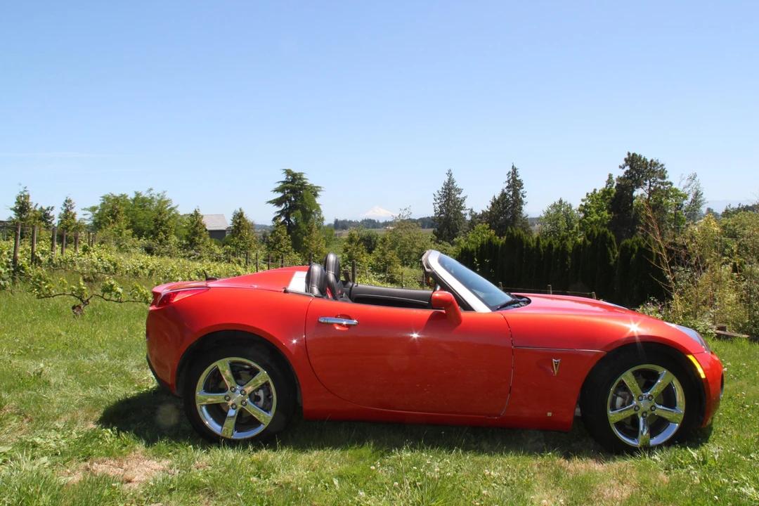 2009 Pontiac Solstice GXP - Image 18 of 31