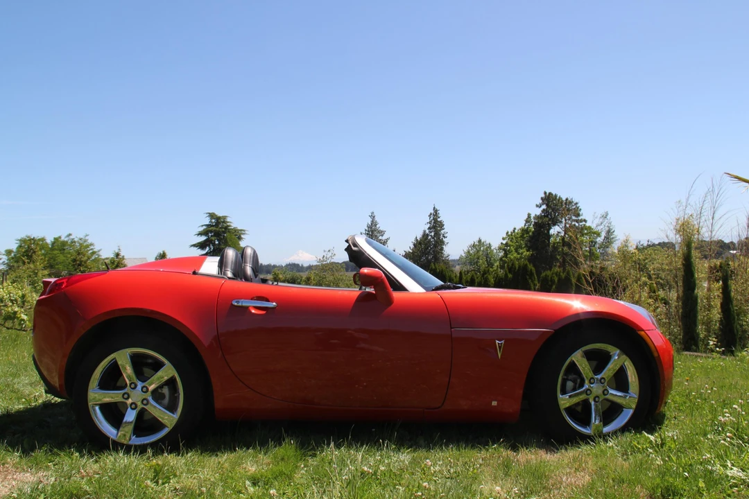2009 Pontiac Solstice GXP - Image 19 of 31