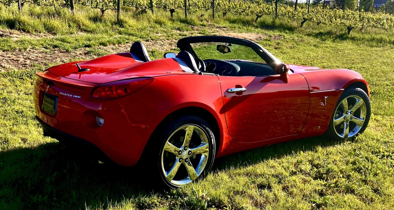 2009 Pontiac Solstice GXP - Image 28 of 31
