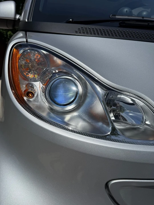 2009 Smart Fortwo 2nd Gen - Image 11 of 31