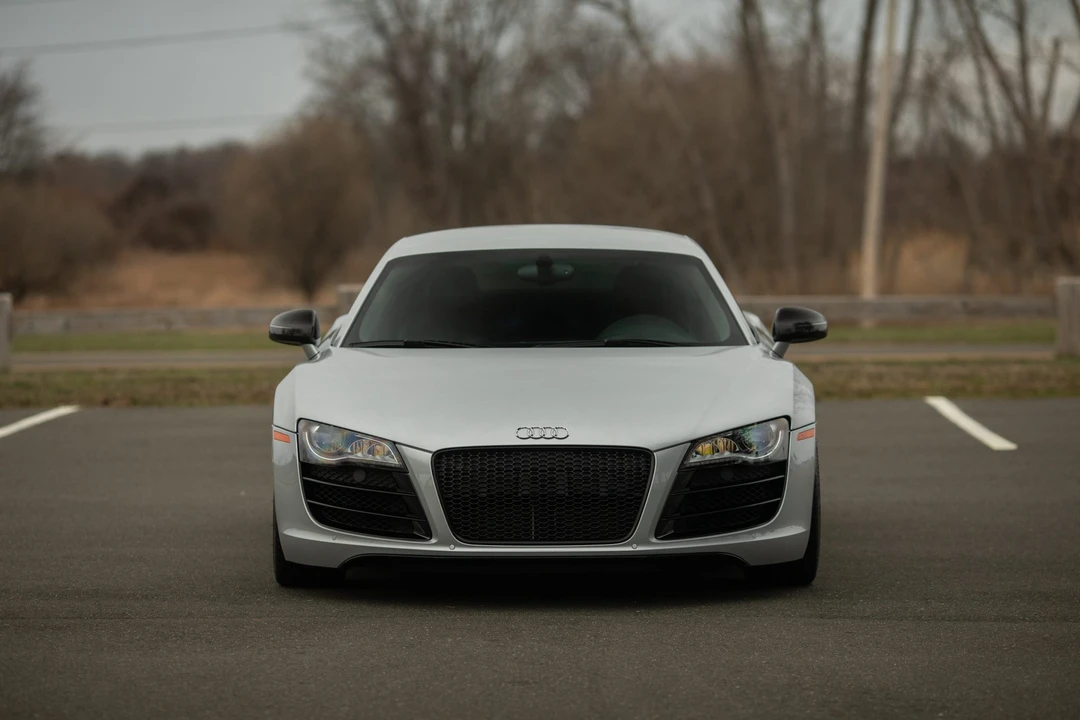 2010 Audi 42 R8 - Image 17 of 31