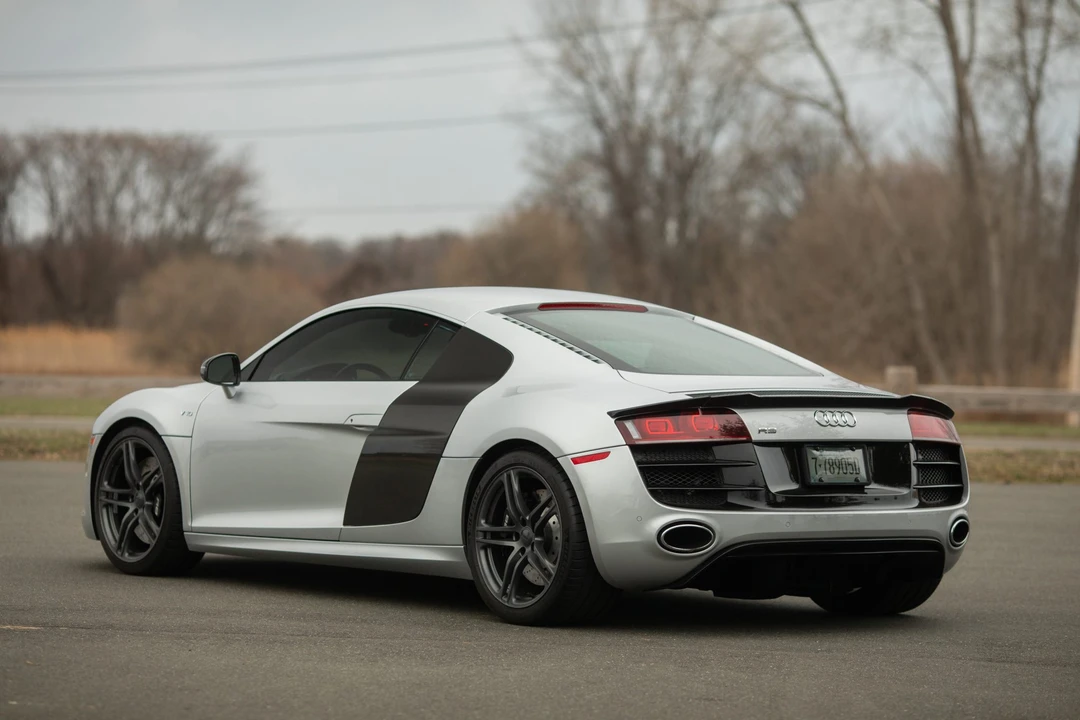 2010 Audi 42 R8 - Image 31 of 31