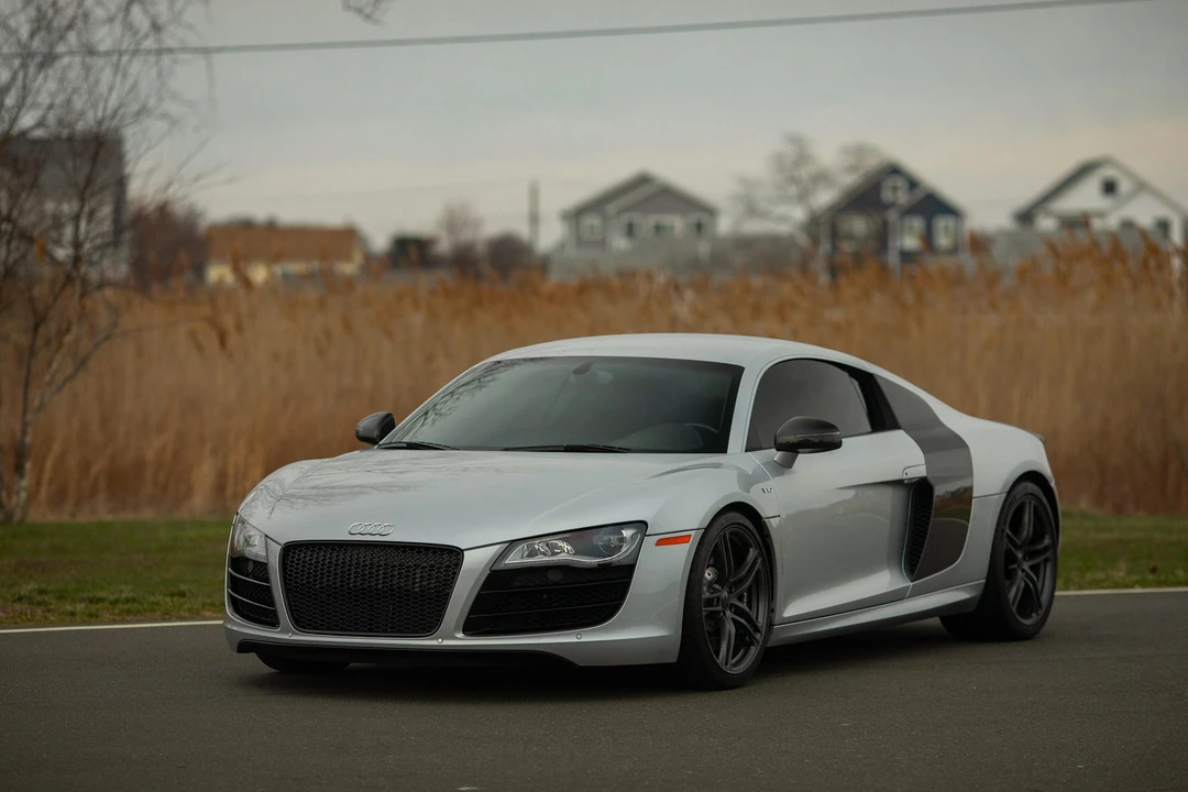 2010 Audi 42 R8 - Image 9 of 31