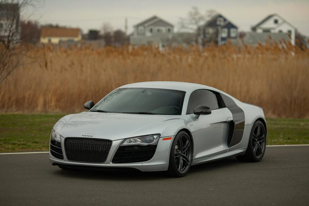 2010 Audi 42 R8 - Image 10 of 31