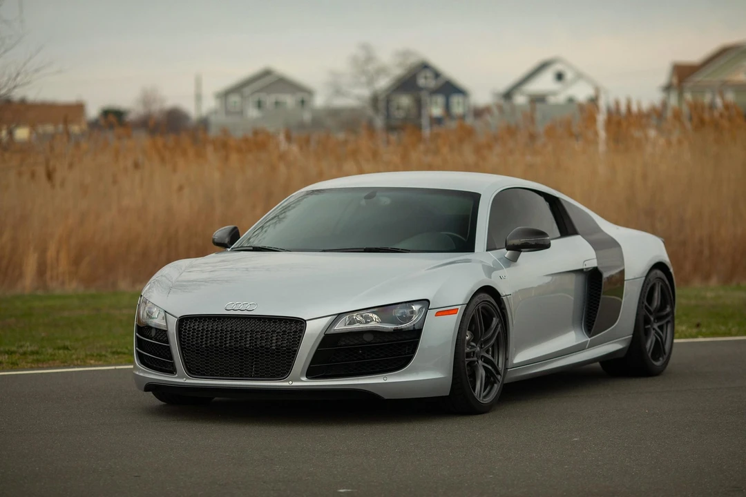 2010 Audi 42 R8 - Image 11 of 31